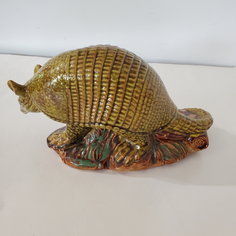 Ceramic Armadillo Figure 8.5L x 4.5H x 3.5"W 1996 No Cracks! Gag Gift! Unique! - Picture 3 of 15